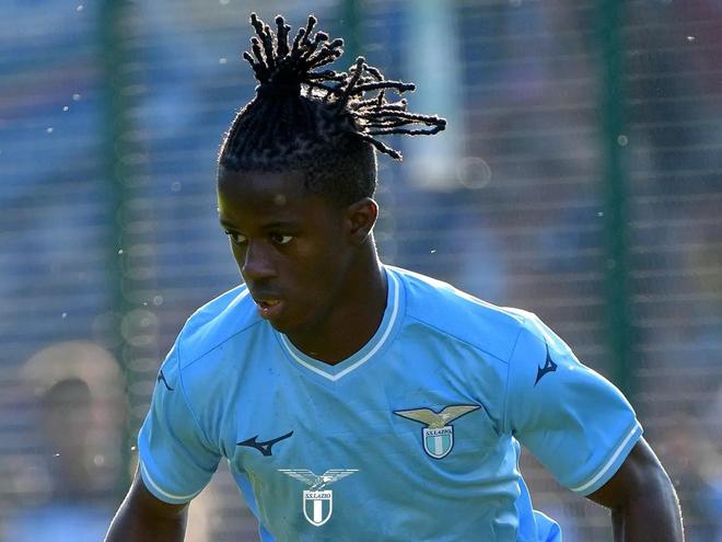 比虽然数据 比虽然数据