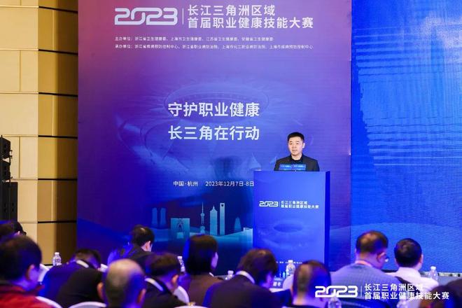 摆在眼前 摆在眼前